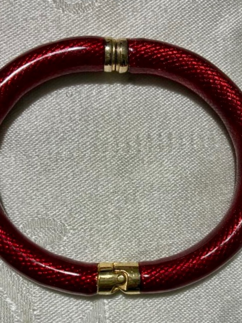 Vintage bracelet, hinged bangle signed E. Pearl (designer Erwin Pearl),textured